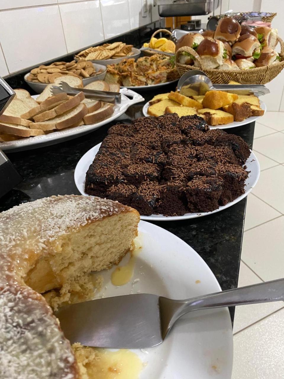 Euro Plaza Hotel - Proximo Ao Aeroporto De Goiania, Santa Genoveva Exteriör bild