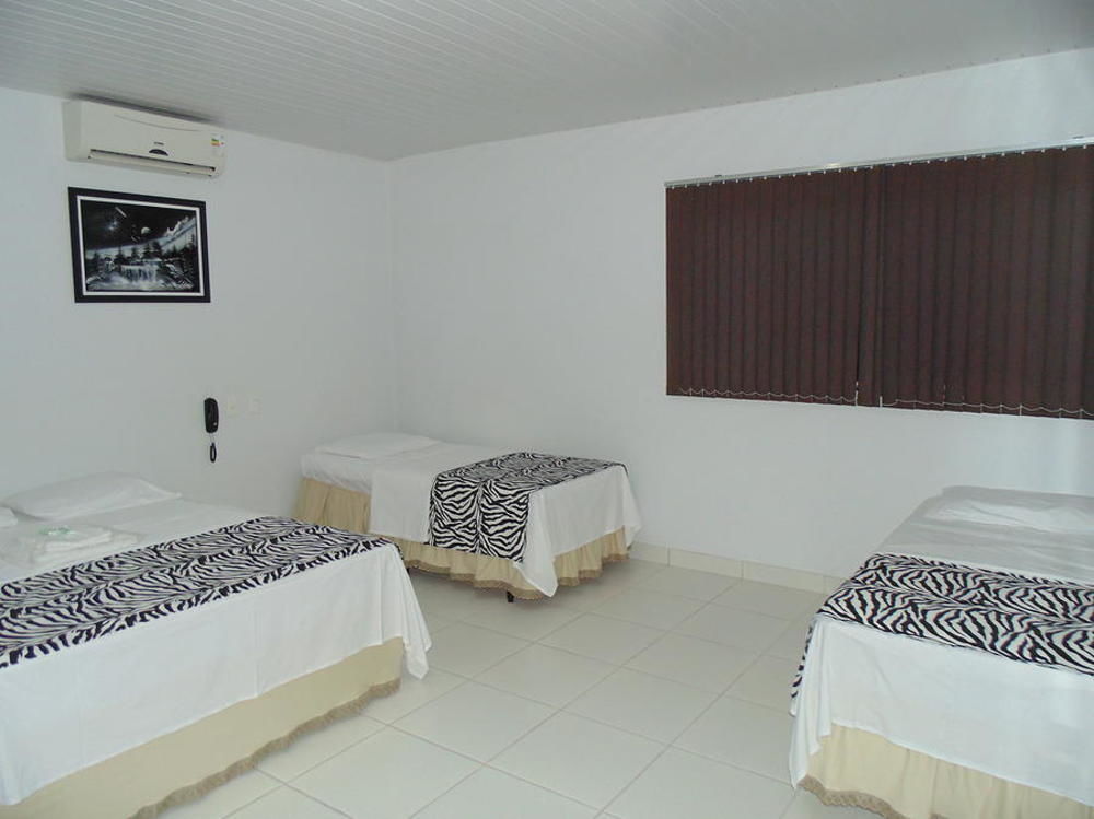 Euro Plaza Hotel - Proximo Ao Aeroporto De Goiania, Santa Genoveva Exteriör bild
